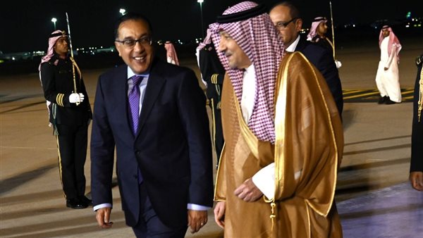 جانب من وصول رئيس