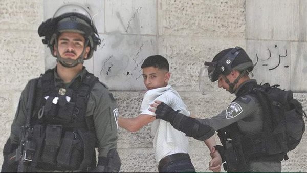 جيش الإحتلال يعتقل
