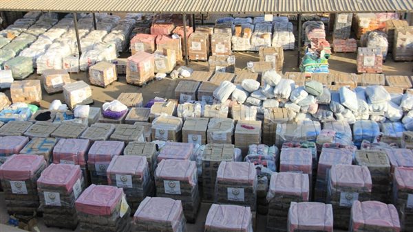 قافلات المساعدات