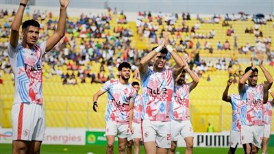 بعثة الزمالك تصل إلى القاهرة بعد الفوز على دريمز الغاني في الكونفدرالية 