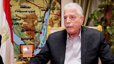 محافظ جنوب سيناء يفتتح عددًا من المشروعات بمدينتي نويبع وطابا