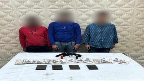 المتهمين والمضبوطات