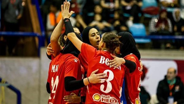 سيدات طائرة الأهلي