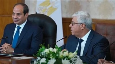 لإعادة توزيع الطلاب على الكليات.. توجيهات رئاسية لدراسة احتياجات سوق العمل المصري والأوروبي | بث مباشر