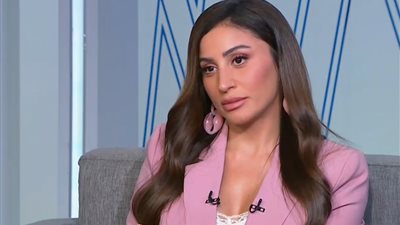  دينا الشربيني تحرر محضرا ضد المذيعة مروة صبري تتهمها بالسب والقذف والتشهير 