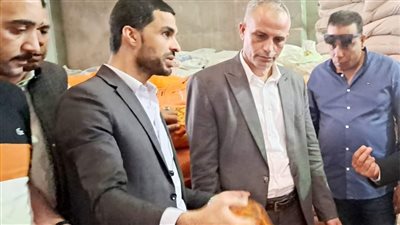 ضبط 42 طن أسمدة مدعمة خلال تعبئتها بعبوات وشكائر سماد حر بالبحيرة