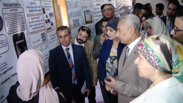 رئيس جامعة المنيا