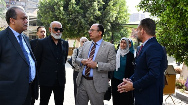 رئيس جامعة حلوان