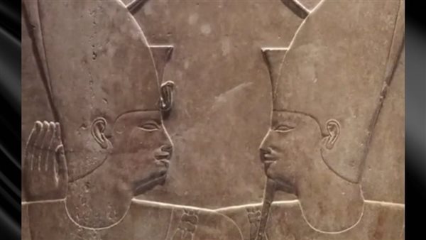 عمود للملك سنوسرت