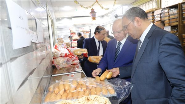 محافظ القاهرة يجري