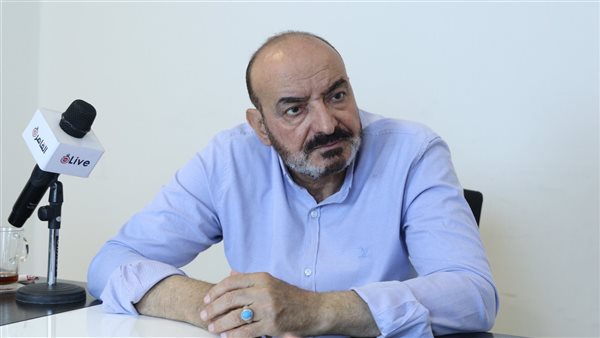 الفنان أحمد صادق