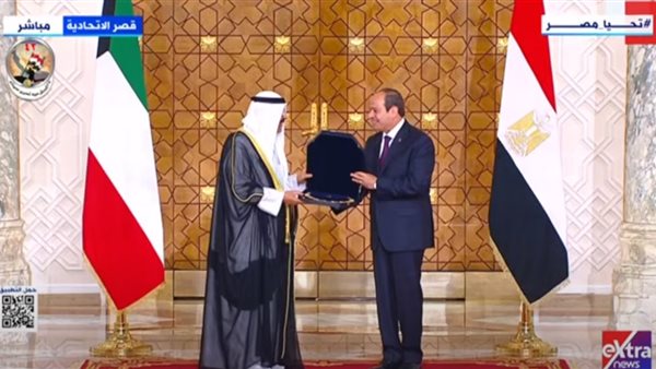 السيسي يمنح أمير