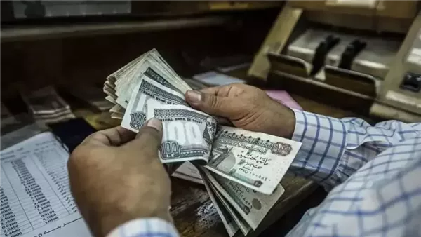 موعد صرف معاشات مايو