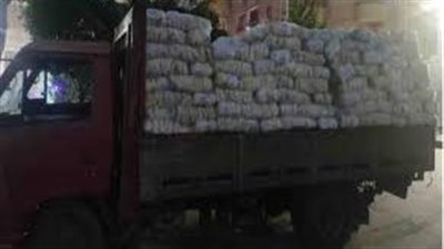 ضبط 5 أطنان سكر وكميات سلع غذائية قبل بيعها بالسوق السوداء بالأقصر