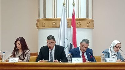 الأعلى للثقافة يناقش أزمات الملكية الفكرية وصناعة النشر| صور