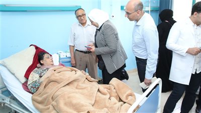 محافظ الجيزة يوجه بنقل مريضة تعاني من مشكلة صحية وتحتاج لإجراء عملية إلى مستشفى المعلمين