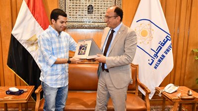 بعد تكريمه من جامعة حلوان.. عبد الله أشرف صاحب شخصية نديم بمسلسل حالة خاصة: مبسوط إني نقلت الواقع