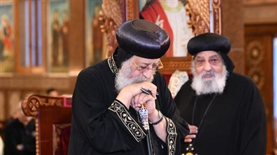  البابا تواضروس الثاني يصلي لقان وقداس خميس العهد في دير مارمينا بالإسكندرية