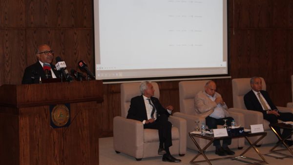 الدكتور إبراهيم عشماوي