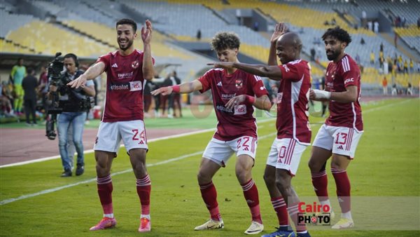 الأهلي والإسماعيلي