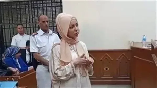 مضيفة الطيران 