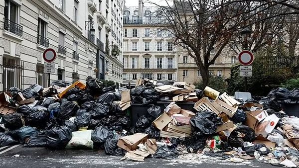 إضراب عمال النظافة