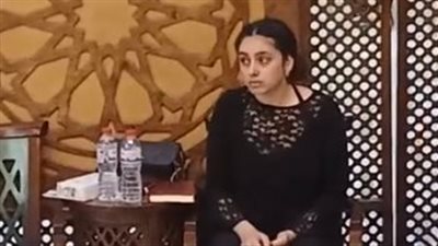 الحزن يسيطر على ريم أحمد خلال تلقيها عزاء والدتها بمسجد الحامدية الشاذلية| بث مباشر 