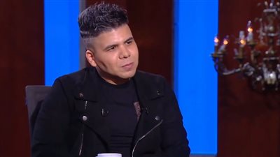 عمر كمال: بطلت أظهر مع رقاصات في كليباتي.. ومحمد فؤاد نسي يعزمني على فرح ابنه 