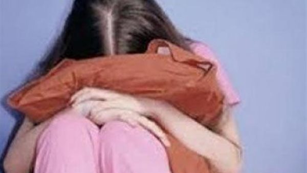 صغيرة - تعبيرية