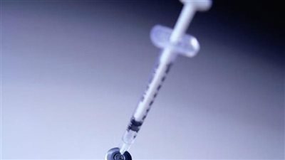 جهود جديدة لتطوير لقاح يحارب سلالات مستقبلية لفيروس كورونا | دراسة