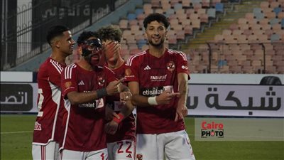 نتيجة مباراة الأهلي والاتحاد بالدوري الممتاز.. الأحمر يتقدم بثلاثية في الشوط الأول