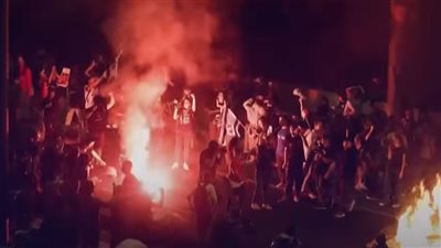 للمطالبة بالموافقة على صفقة التبادل.. مواجهات عنيفة بين متظاهرين والشرطة الإسرائيلية في تل أبيب