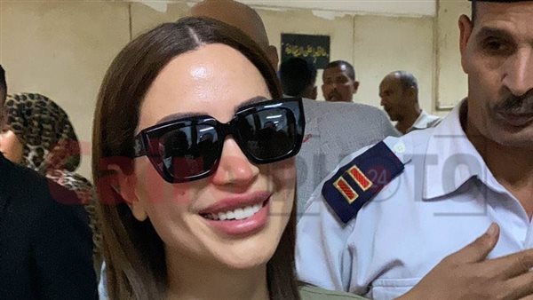 الفنانة نسرين طافش