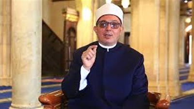 أزهري: حديث يقطع الصلاة المرأة والحمار والكلب صحيح.. والمعنى لا علاقة له بالإهانة أو التشبيه