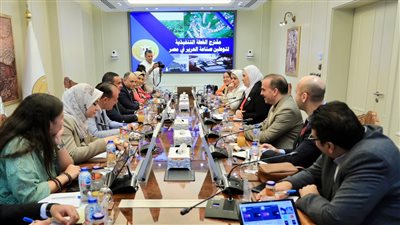  لإنتاج 100 طن سنويا.. وزيرا التضامن والتنمية المحلية يبحثان سبل توطين صناعة الحرير في مصر