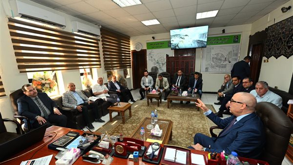 اجتماع وزير الإسكان