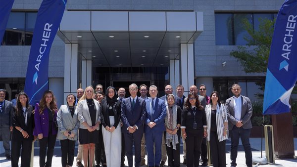 وزير الاتصالات 