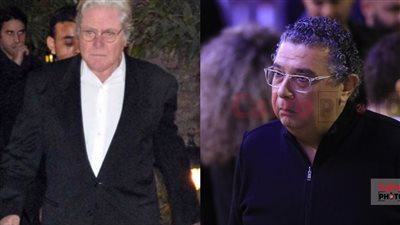 حسين فهمي وماجد الكدواني وصبري فواز يقدمون واجب العزاء في والدة كريم عبد العزيز