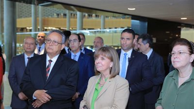 رئيس اليونان تزور مكتبة الإسكندرية
