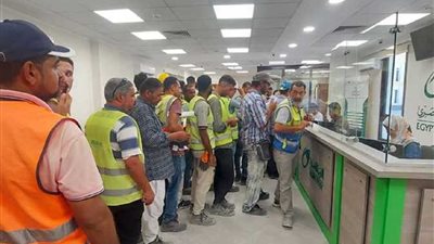 لا تزيد عن 150 ألف جنيه.. مشروع قانون العمل الجديد يلزم العمالة الأجنبية بإصدار تراخيص