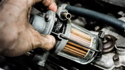 4 علامات توضح أن فلتر الوقود الخاص بسيارتك يحتاج إلى الاستبدال