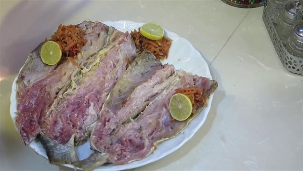 وجبة فسيخ أرشيفية