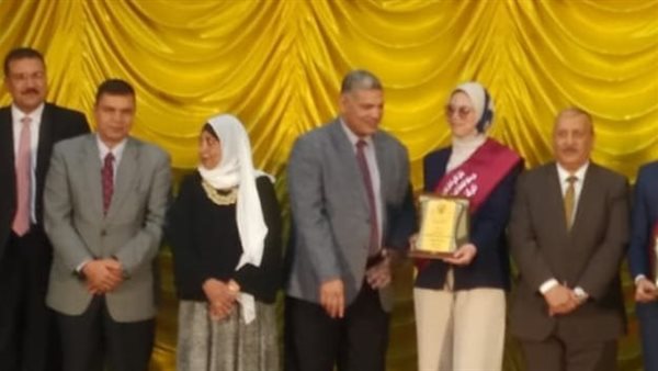 جانب من التكريم 