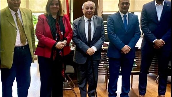 طارق النبراوي مع