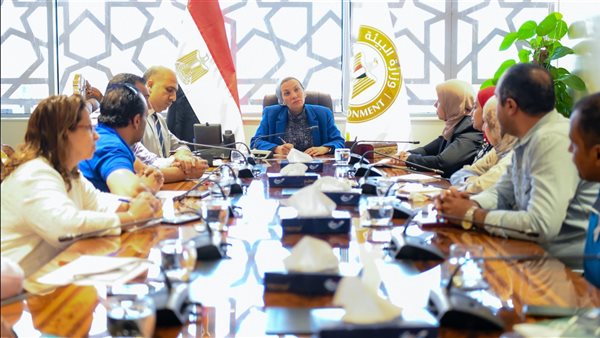 وزيرة البيئة 