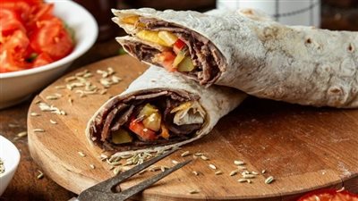 سهلة وسريعة.. تتبيلة شاورما لحمة بالزبادي