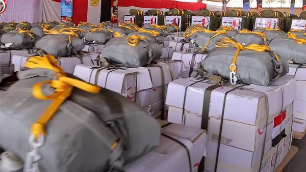 إسقاط أطنان من المساعدات