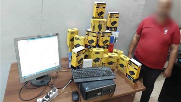 أحد المتهمين بفك