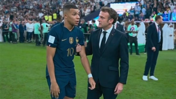 ماكرون ومبابي