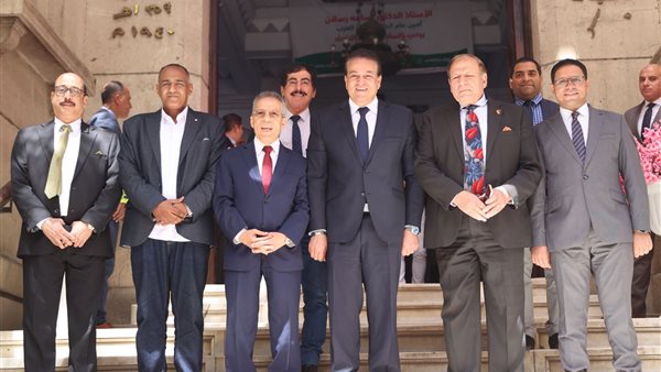 الدكتور خالد عبدالغفار